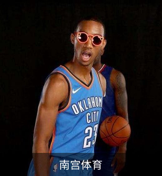 走进南宫体育